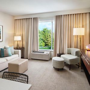 2 Bedroom Suite
